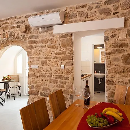 Marta Apartamento Baška Voda